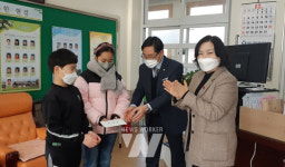 무안군 현경면 기관사회단체, 관내 초·중학교에 장학금 전달