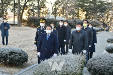 [포토] 유두석 장성군수, 임인년 첫 행보… 환경관리센터 방문
