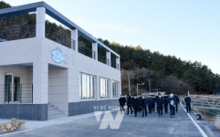 [포토] 권오봉 여수시장, 화정면 월호항 어촌뉴딜300 현장 방문