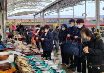 [무안군 소식] 설맞이 전통시장·골목상가 장보기