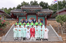 공영민 고흥군수, 고흥향교서 봉심례 봉행... 단합과 발전을 위해 온힘을 다할 것