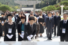 전남도교육청, 미 캘리포니아주 5·18 기념일 제정 축하
