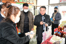 광주시의회, 설 명절 전통시장 장보기 행사