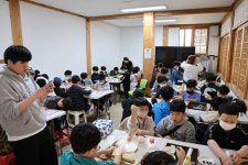 장성군, 홍길동 테마파크 프로그램 체험... 방문 줄이어