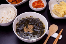 aT, 6월 집밥 식재료 구입비용 전년 대비 5.2% 저렴