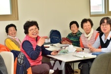 장성군, 어르신 휴대폰 데이터 걱정... 이제 그만!
