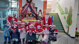 광산구, 꼬마 산타가 수완동에 선물한 라면트리