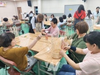 강진군 직장인 여성 취미교실 라탄공예 호응