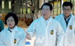 김영록 지사, 함평 소규모 한우 농가 현장 방문 격려