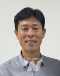 광주광역위생매립장 주민들, 송용수 환경국장에 감사패