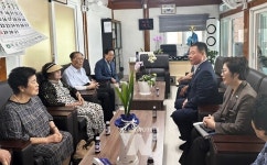 김산 무안군수, 폭염·안전 대비 무더위쉼터 경로당 운영 점검