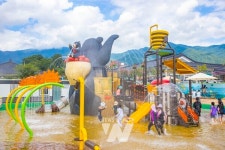 [포토] 구례군 지리산온천관광지 나들이 워터파크, 20일까지 시범운영