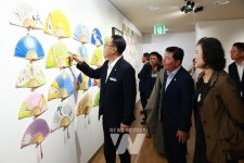 화순군, 류현자·정선 초대 사모곡;끝없는 해원(海原)展 개막식 열려