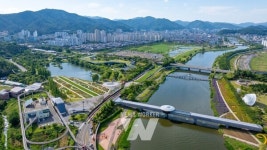 방문객 200만 명 돌파, 순천만국가정원은 계속 성행 중!