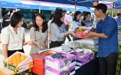 [포토] 추석 준비는 서구 명절장터에서!