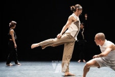 ACC재단, 무용극 척... 명동예술극장에 유통