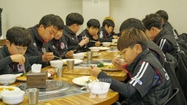 강진군, 전지훈련 본격 가동... 강진군 상가 들썩들썩