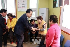 구복규 화순군수, 경로당 순회 새해 인사·현장 소통 나서