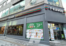 더 심해진 편의점 양극화...CU·GS25 웃고, 세븐일레븐·이마트24 울고