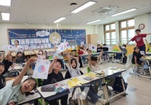 학교 옆, 동구의 인물을 만나다