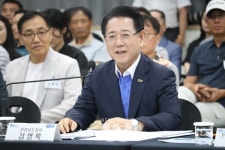 [포토] 김영록 전남지사. 재생에너지 발전 수익 제도적 지원 약속