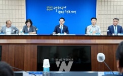 김영록 지사, 전문농업경영인과 지속가능한 농업발전 모색