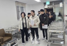 여수시의회 환경복지위원회, 웅천 예울병원 내 전남 공공산후조리원 현장활동 실시