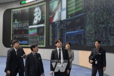 전력거래소, 봄철 전력수급 대책 시행을 앞두고 AI수석 전력거래소 현장 점검