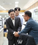 [포토]  대전 서구 관저2동, 고유가 피해지원금 접수 현장 방문
