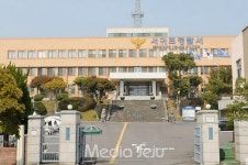 제주 경찰 암호화폐 상장 수익 미끼 사기 30대 구속