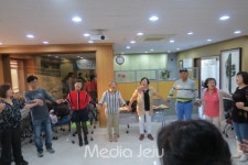 해오름뇌과학연구소, 뇌 건강운동 - 웃음지도사과정 성료