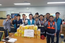한진그룹 운영위, 그룹 및 협력사 직원들에 냉음료 전달