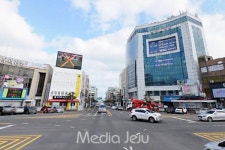 36년 전 없앤 제주시 중앙사거리 횡단보도 설치 시작되나