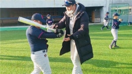 제주서 채태인 재능기부 야구교실 열려
