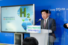 제주, 에너지 기반을 재생에너지로 ... 대전환 로드맵 내놔