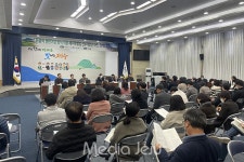 제주도 포괄적 권한 이양, 얻을 것 아닌 뺄 것을 생각해야