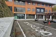 이용객이 없다고, 예산 든다고 시민의 발을 없애나요