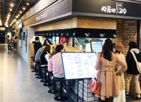 100호점 돌파 1인 보쌈전문점 싸움의고수, 혼밥 트렌드 이끌며 유망 창업아이템으로 주목