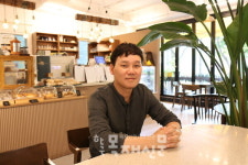 (주)풍산마루(1종) | [인터뷰] 풍산마루, 강마루 시장을 뛰어 넘을 변화를 시작하다