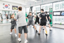 천안 옷가게 아웃핏 대표, 아산탕정헐크복싱 본점 오픈… 내년 신부동 터미널 추가 지점 계획