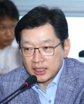 드루킹이라는 자에게 의존, 한마디로 침소봉대