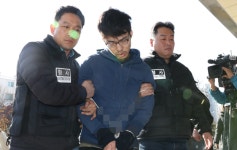 범행 당시로 돌아가면 다른 선택을 하겠느냐…고개 끄덕끄덕