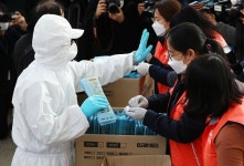 코로나 걱정 마스크 히스테리, 답은 배급제다/김미영 칼럼니스트