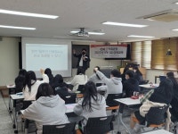 OK저축은행, 안산디자인문화고에서 1사1교 금융교육…대리입금·불법금융 피해 예방 도와요