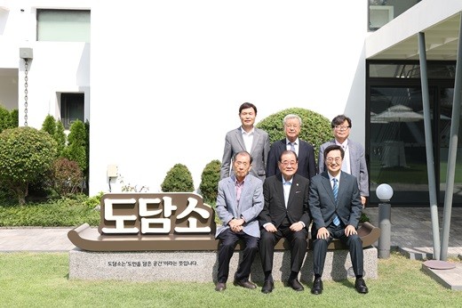 경기도지사 김동연, 독립기념관 건립 및 개헌 공약 강조