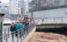 이상일 용인특례시장, 마북천 산책로 설치 예정지 현장 점검…조속한 사업 추진 주문