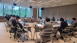 러총문화발전 | 경기도, 문화관광발전위원회 첫 회의 개최…"관광개발 전략 및 맞춤형 관광콘텐츠 개발"