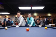 이상일 용인특례시장, 제14회 용인특례시장배 전국장애인당구대회 참가 선수 격려