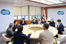 경기도 축산농가, 돼지고기·우유 약 6천만 원 상당 어려운 이웃에 나눔...도내 취약계층에 기부