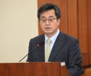 김동연 부총리 군산 지역경제와 고용 대책 적극마련